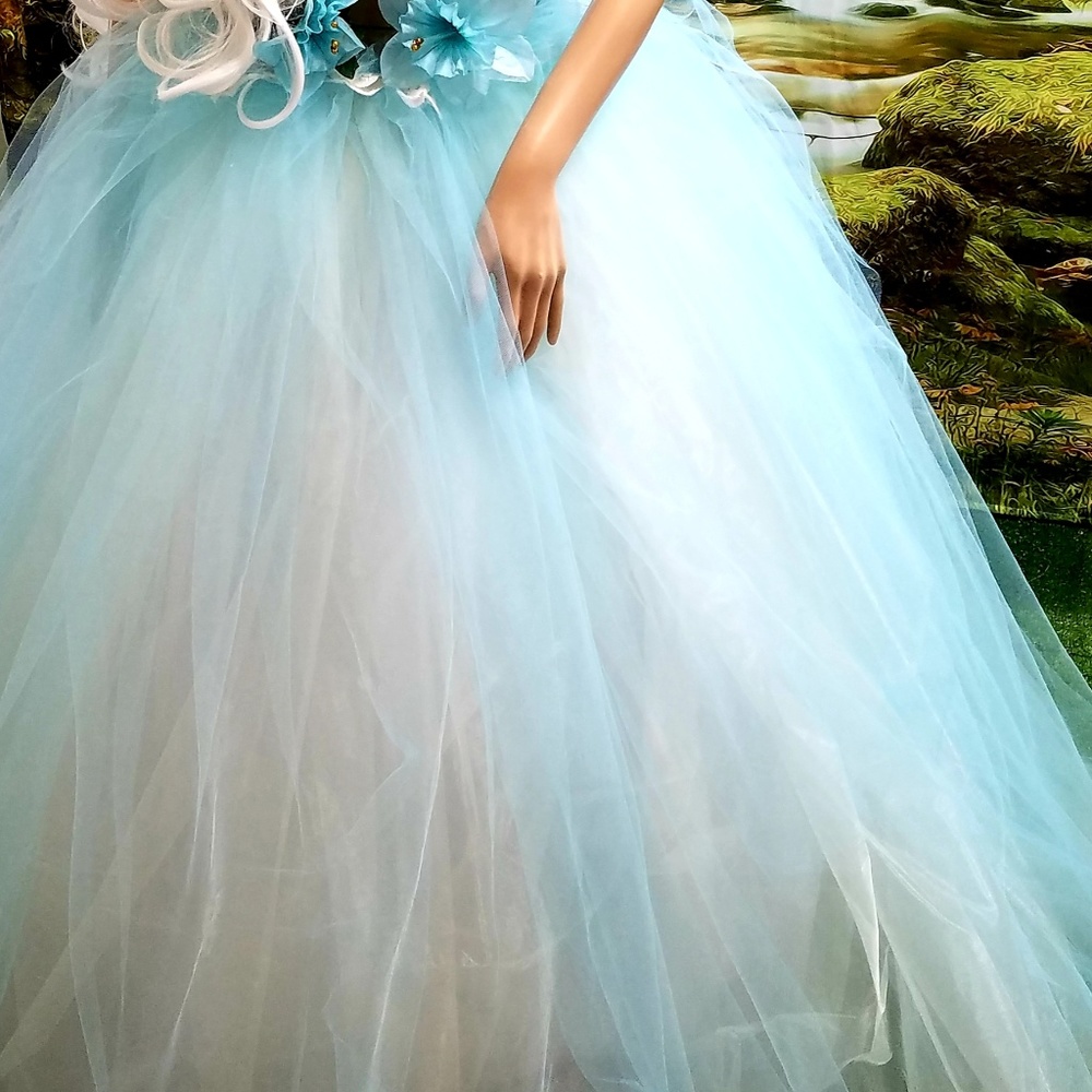 RACHEL Pale Ocean Blue Ivory Organza Wedding Gown - Picture 5 of 11
